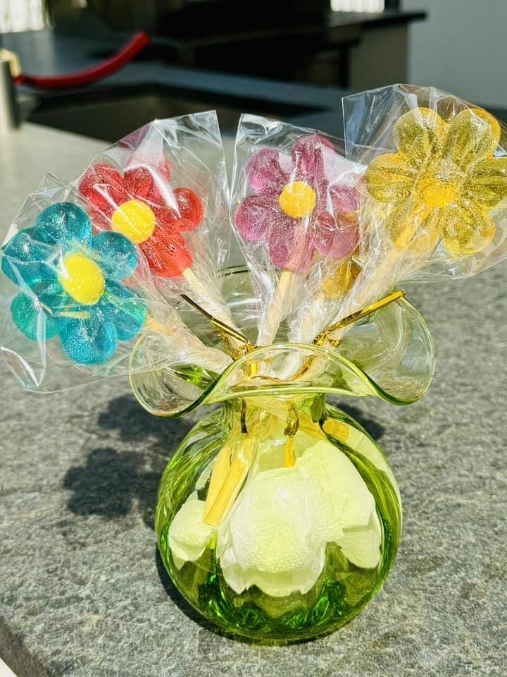Lollipops flowers. Bachelorette Party. Baby shower gifts. Wedding favours. Birthday party gifts. Lollipops. Candy. Wedding decor.Handmade