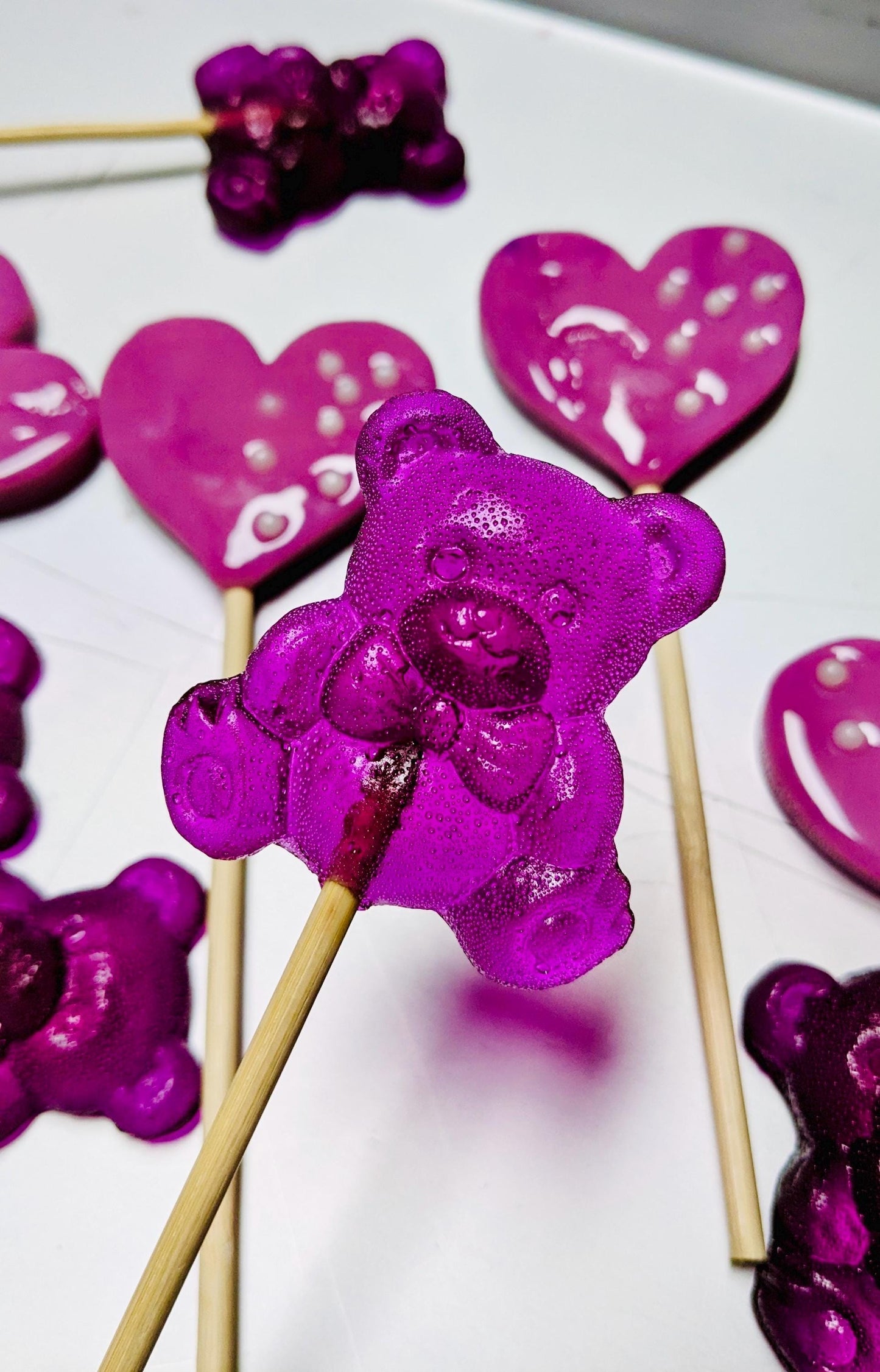 35 Teddy bear handmade lollipops candy. Bachelorette Party. Baby shower gifts. Wedding favours. Birthday party gifts. Bear lollipops. Bears