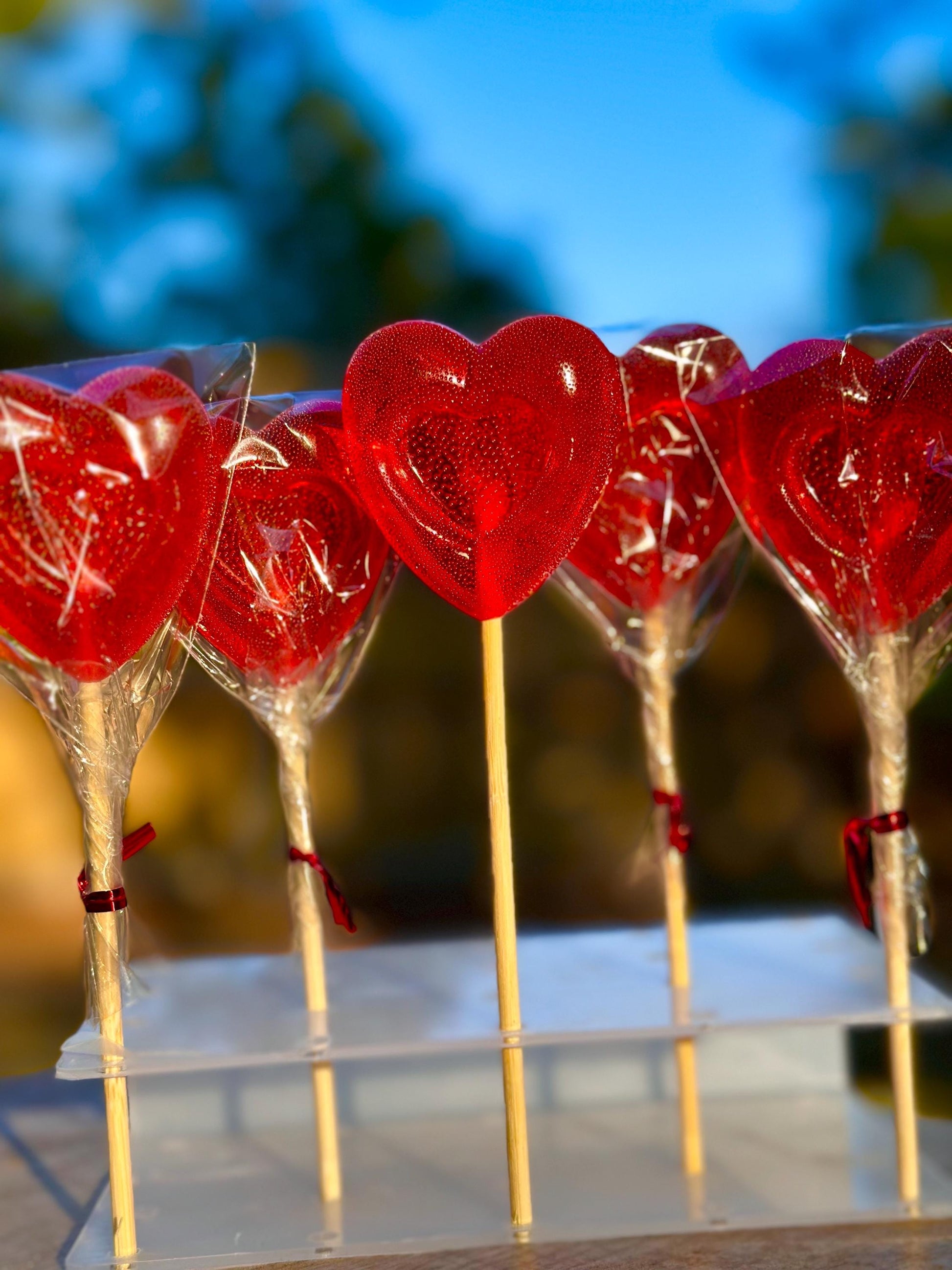 30 lollipops heart. Heart Treats. Festive candies with decorations. Bachelorette Party. Weding favours. Wedding Favors. Valentine’s Day