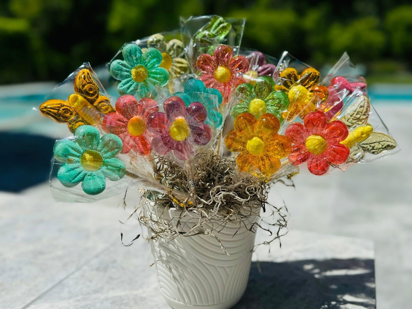 Lollipops flowers. Bachelorette Party. Baby shower gifts. Wedding favours. Birthday party gifts. Lollipops. Candy. Wedding decor.Handmade